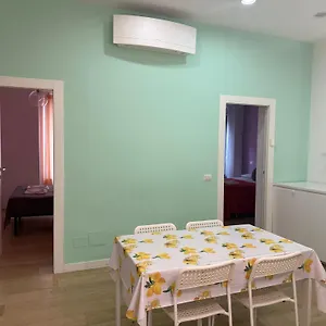 Anthony House, Anthony Floor 3, Castro Pretorio Apartament